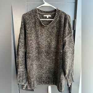 Seven7 women's olive Crewneck Sweater